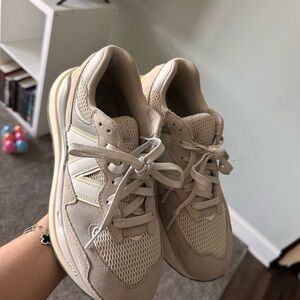 New Balance 574 Women's Beige Sneakers